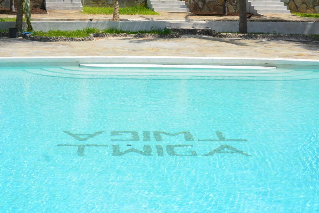 Twiga Beach Resort Watamu Bagian luar foto