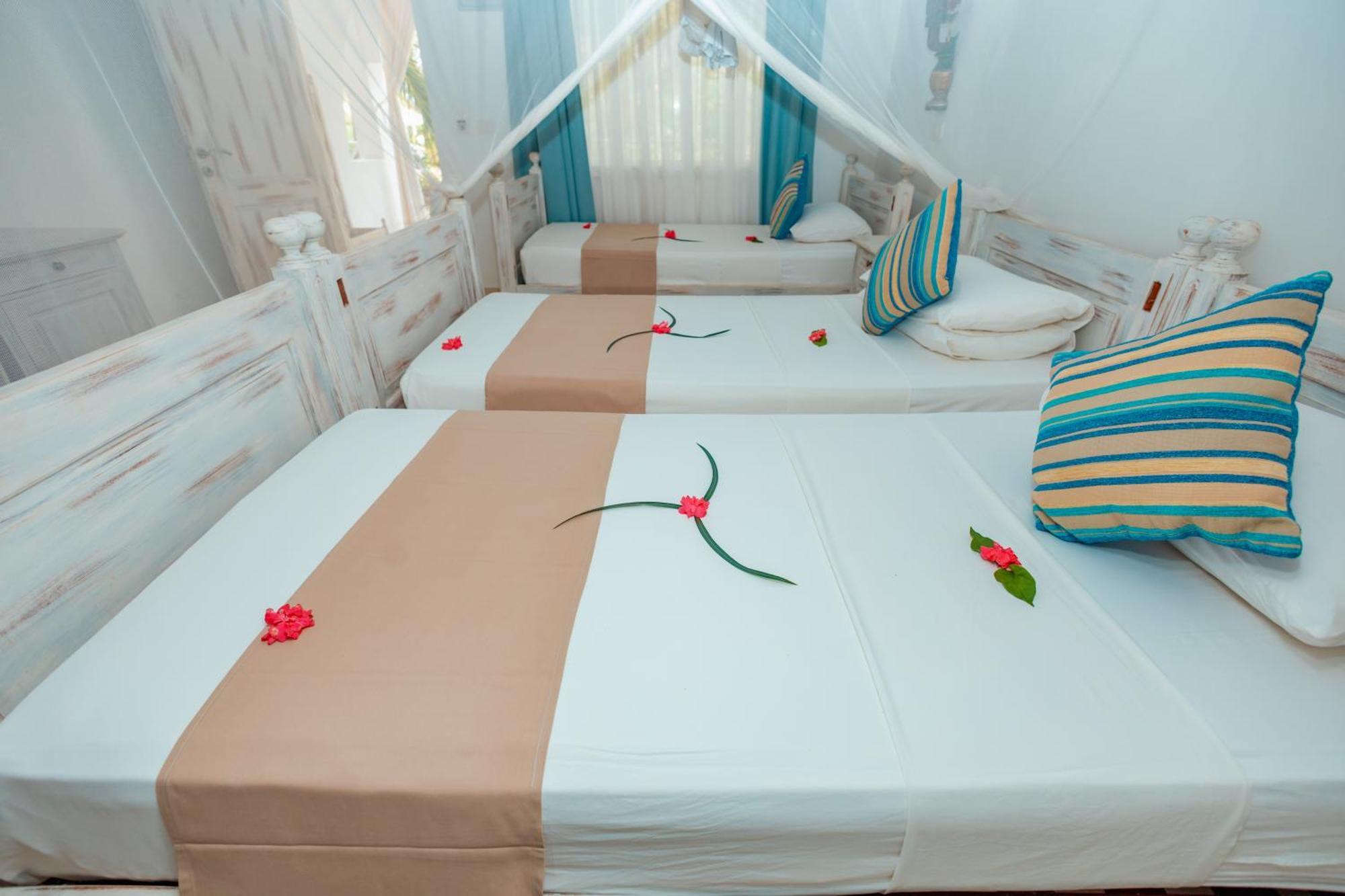 Twiga Beach Resort Watamu Bagian luar foto