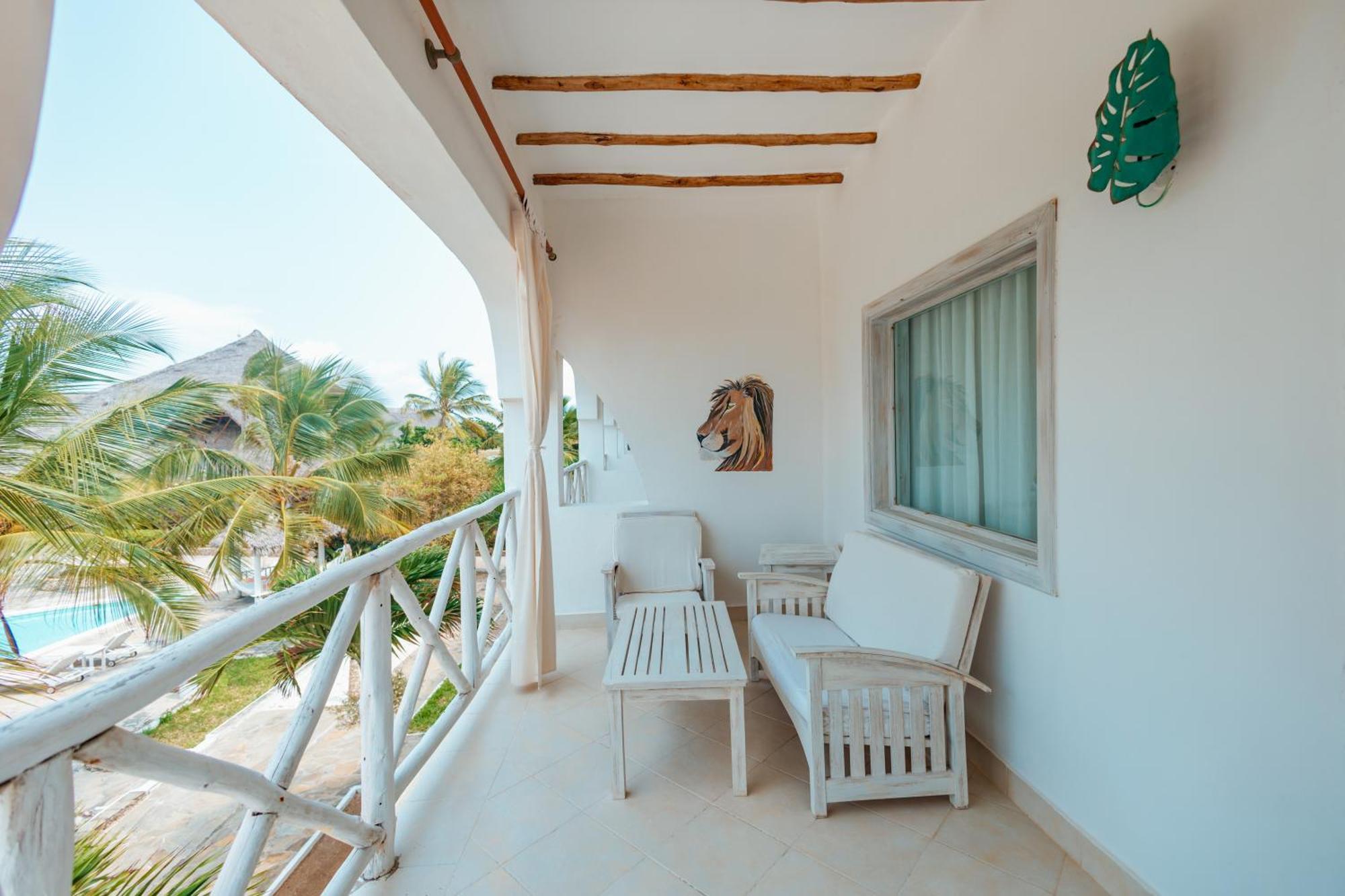 Twiga Beach Resort Watamu Bagian luar foto