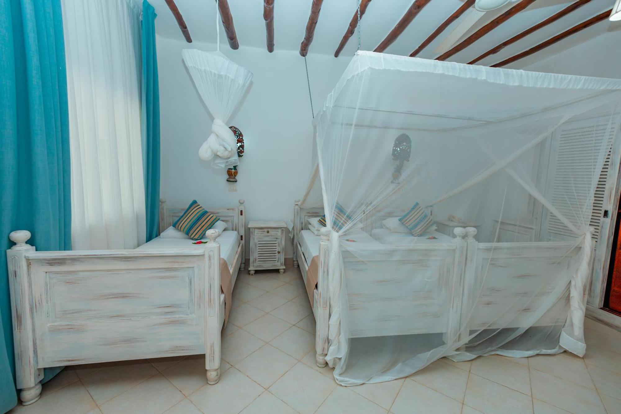 Twiga Beach Resort Watamu Bagian luar foto
